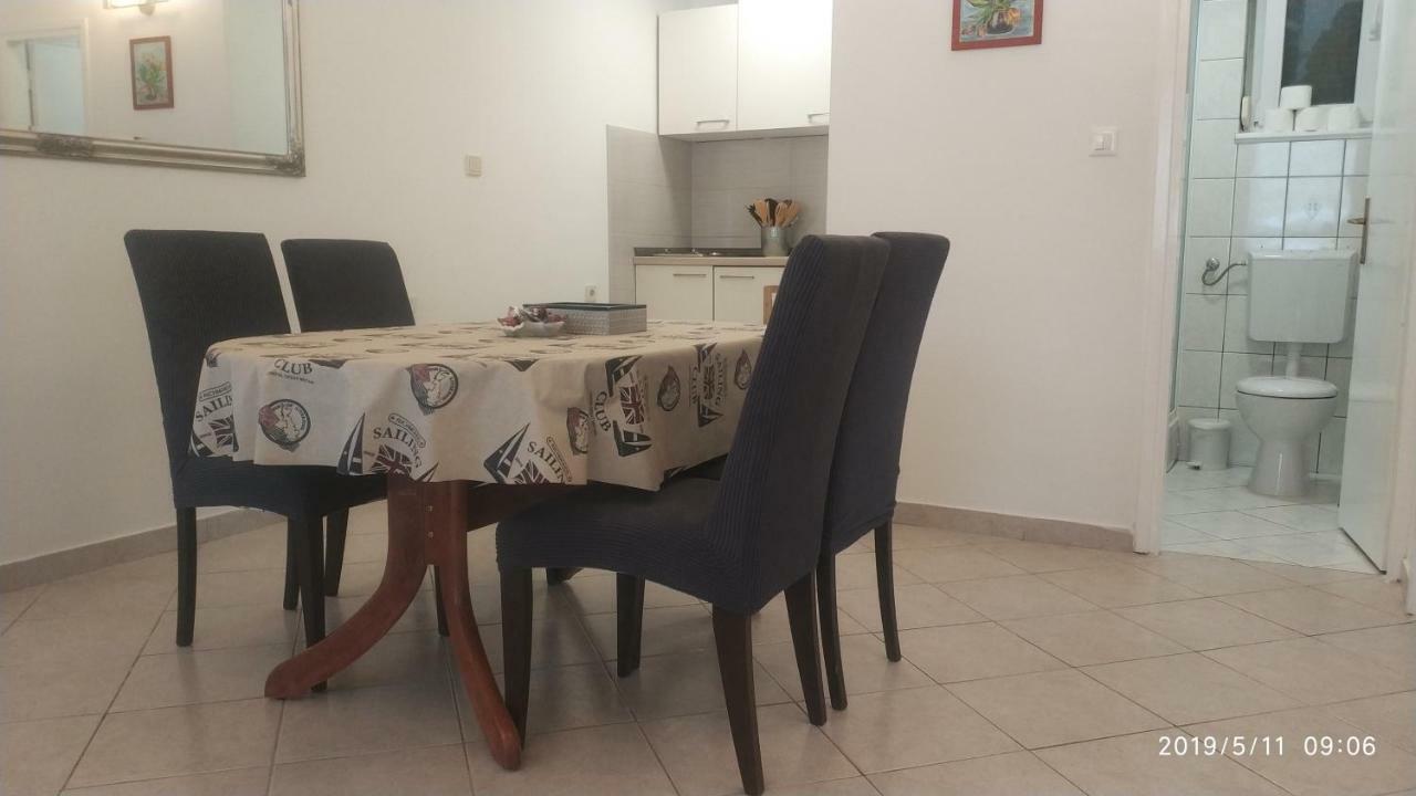 Diklo Beach Apartments Robert & Renata 扎达尔 外观 照片